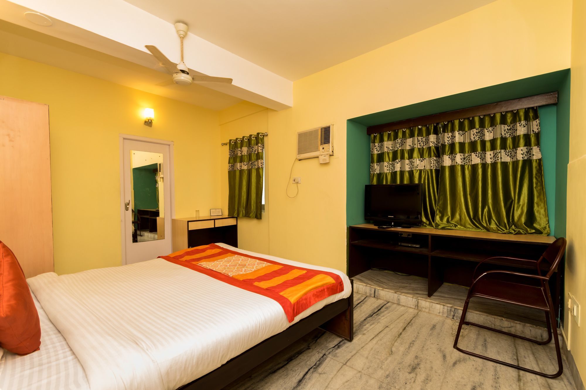 Super Hotel O Alipore Near Chetla Formerly Alipore Guest House Alīpur Екстериор снимка